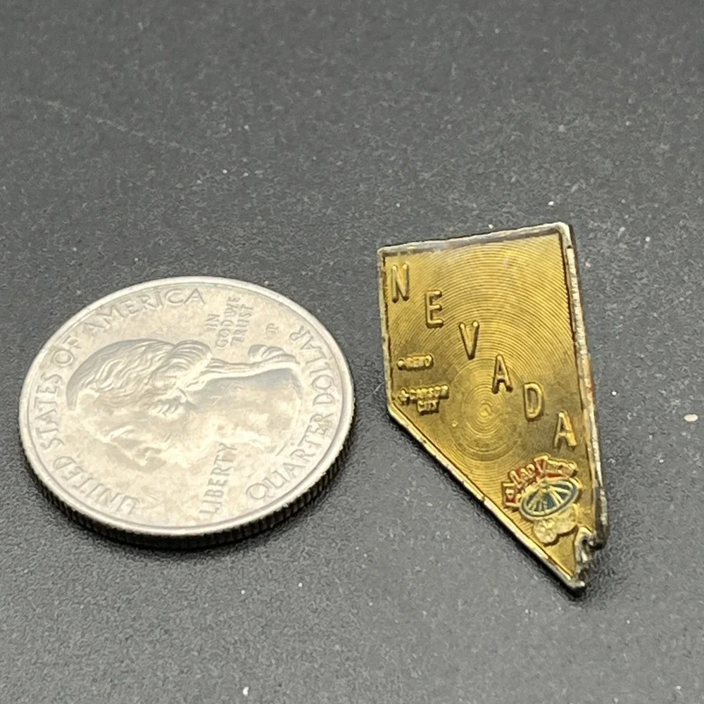 Nevada‎ State Outline Reno United States Of America Lapel Hat Pin